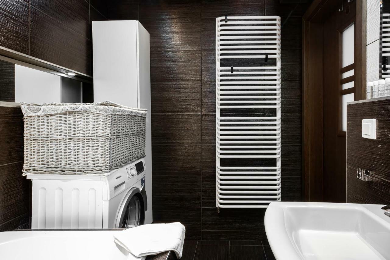 Apartments Wroclaw Manganowa By Noclegi Renters Luaran gambar