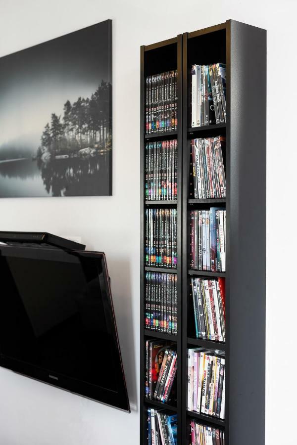 Apartments Wroclaw Manganowa By Noclegi Renters Luaran gambar