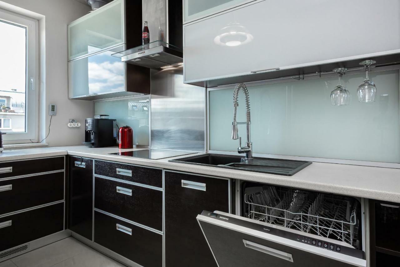 Apartments Wroclaw Manganowa By Noclegi Renters Luaran gambar