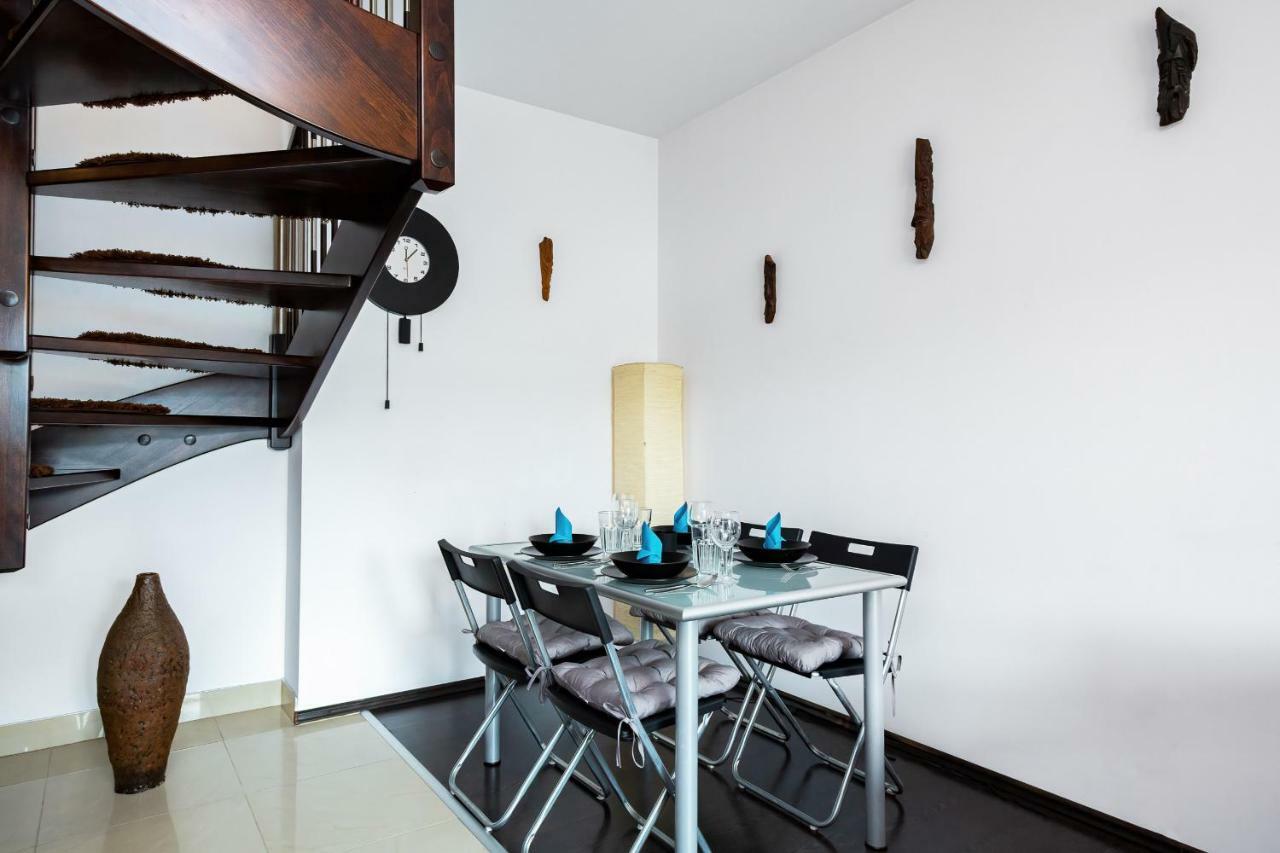 Apartments Wroclaw Manganowa By Noclegi Renters Luaran gambar