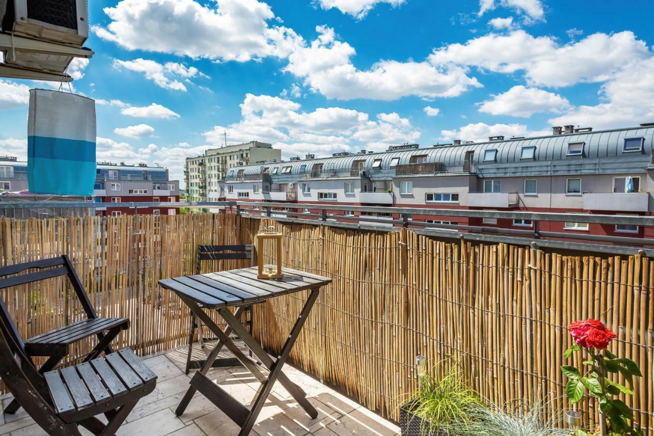Apartments Wroclaw Manganowa By Noclegi Renters Luaran gambar